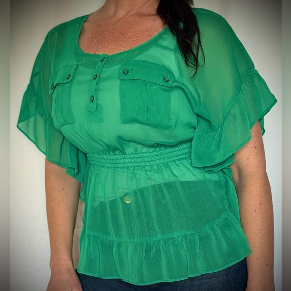 Candies Kelly Green Light Weight Ruffle Top with Ruched Waist - Picture 2 of 6
